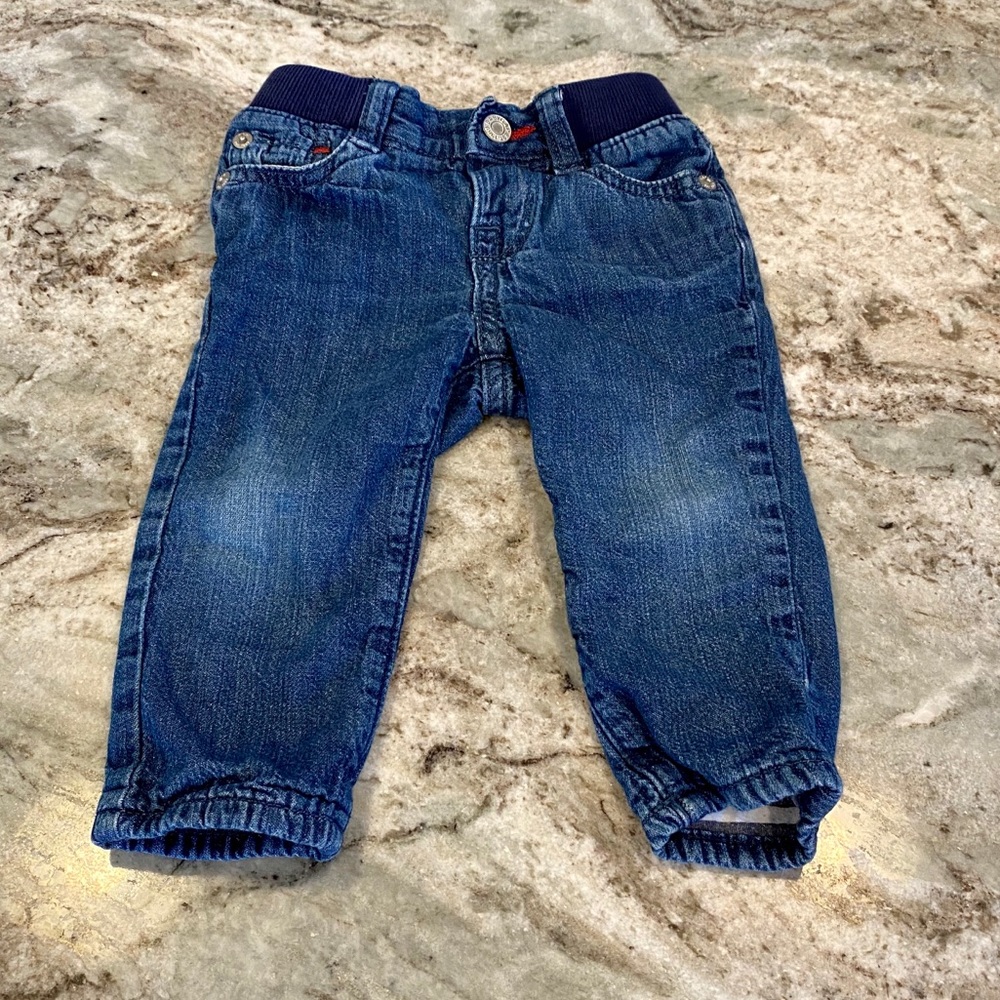 Baby gap LINED jeans. Size 6-12 months.